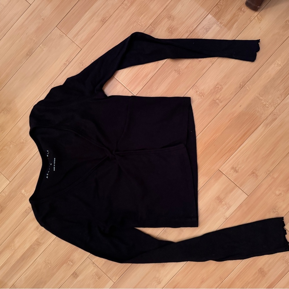 Aeropostale Black V-Neck Women's Sweater